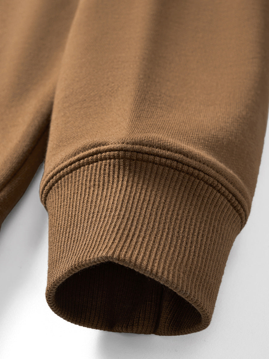 1x1 ribbed cuff construction on 380g round-neck pullover sweatshirt.
