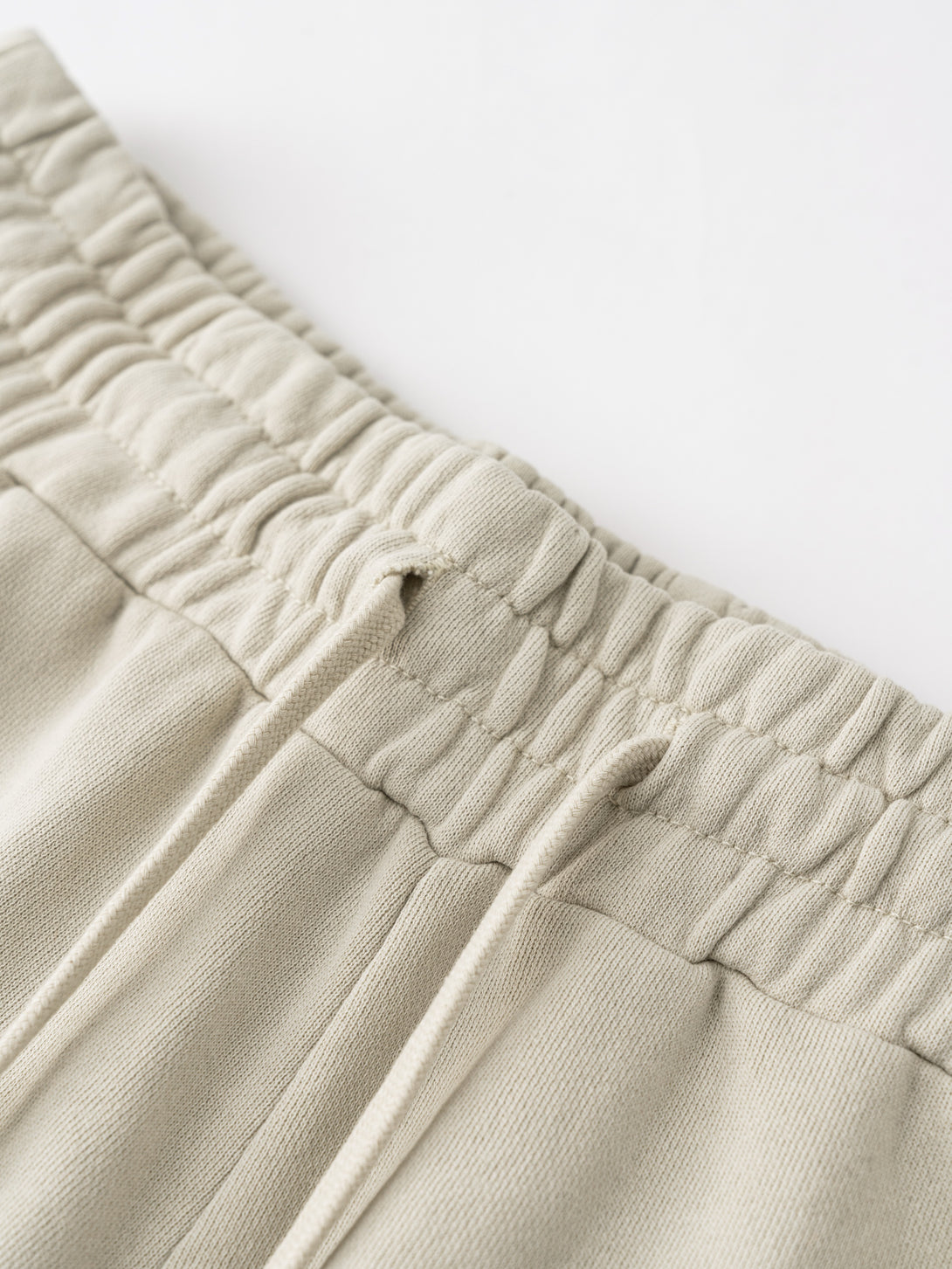Adjustable drawstring waistband closeup