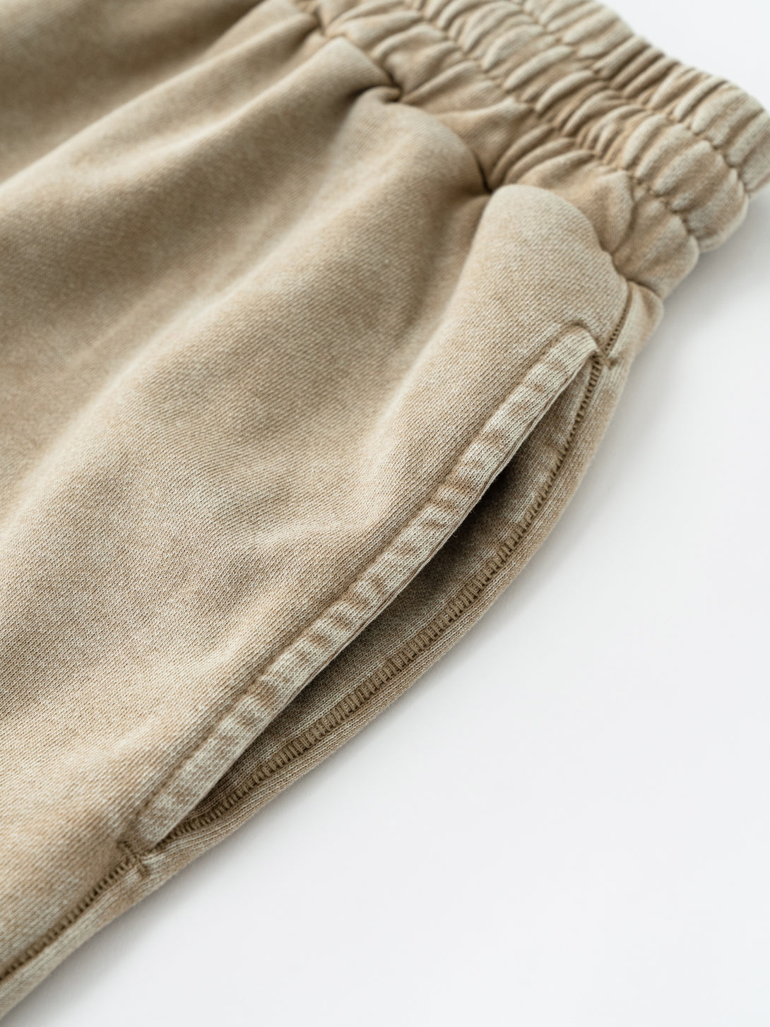 Heavy Process Wash Fried Snow Sports Shorts - April Su