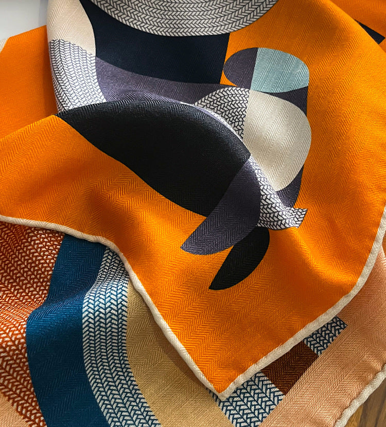 Luxury Scarf Weave Texture: Reversible Silk-Wool Fabric with Sunset Pony Print, B2B Wholesale