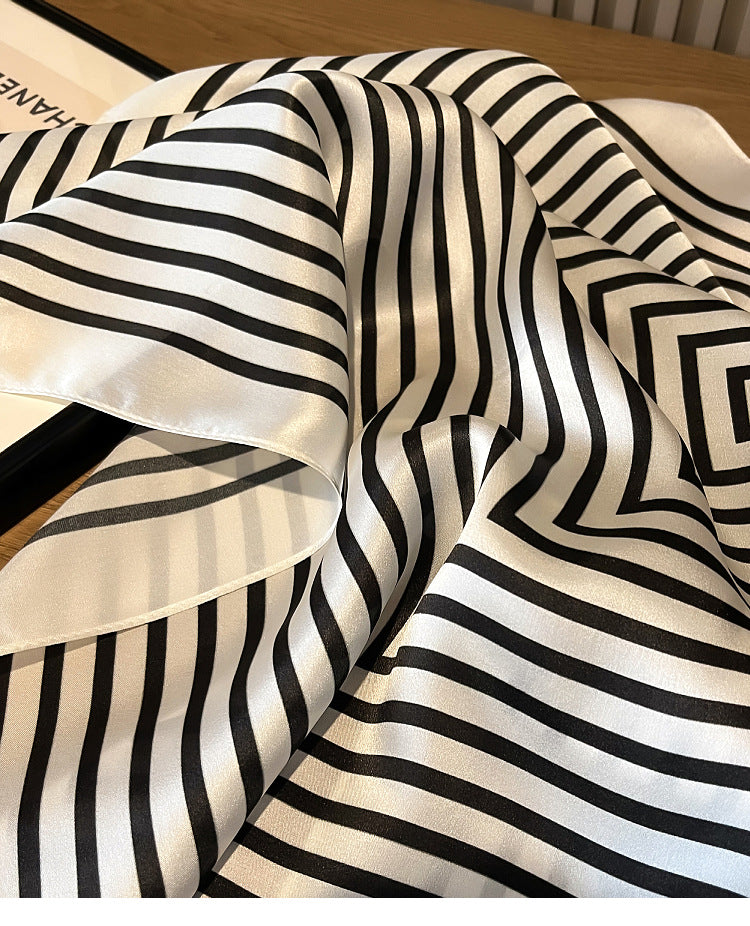 Abstract Geometric Edge Design Close-up - Premium OEKO-TEX Certified Silk Fabric