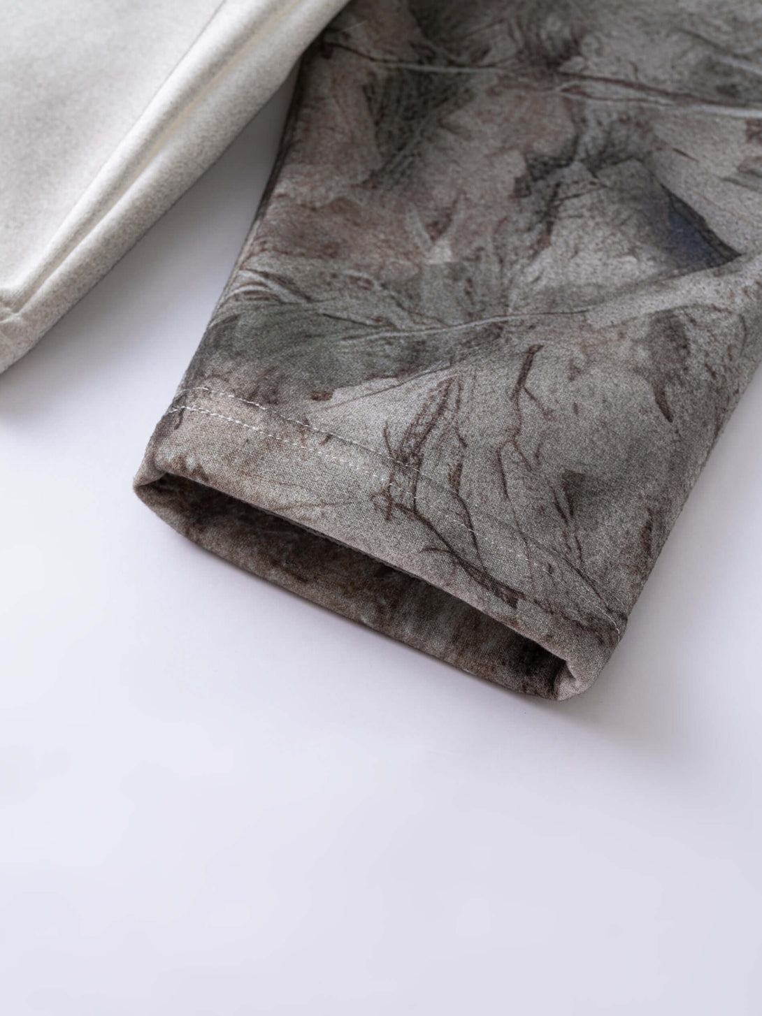Men's 340g Gray Spray-Dye Camo Crew Neck sleeve detail with innovative fabric spray-dye technology.