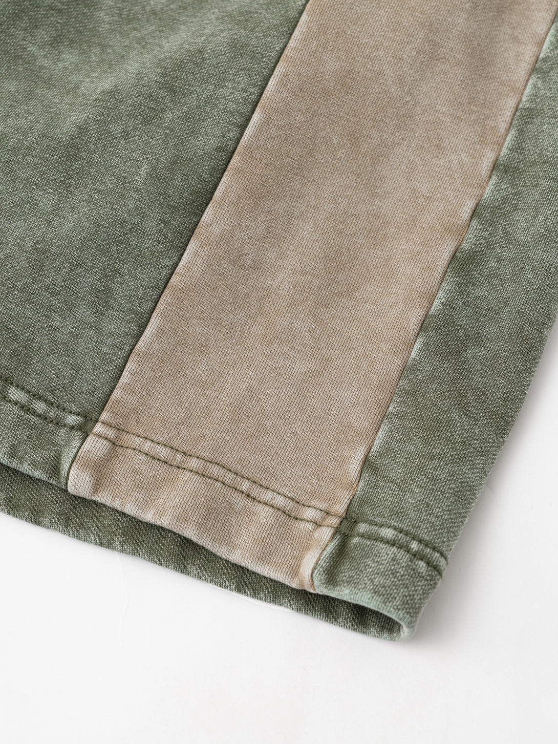 Bottom hem detail of colorblock side panel