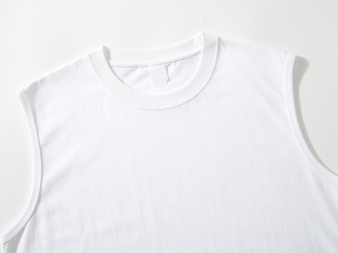 Ribbed collar detail of cotton vest